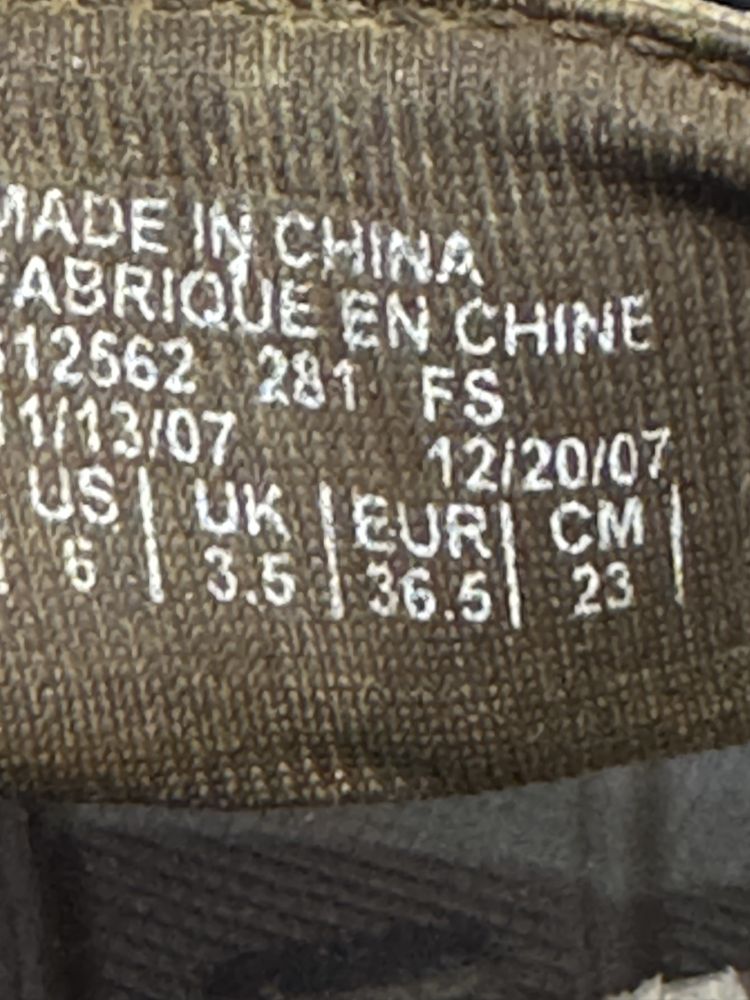 Сандали NIKE ACG.Номер 36.5
