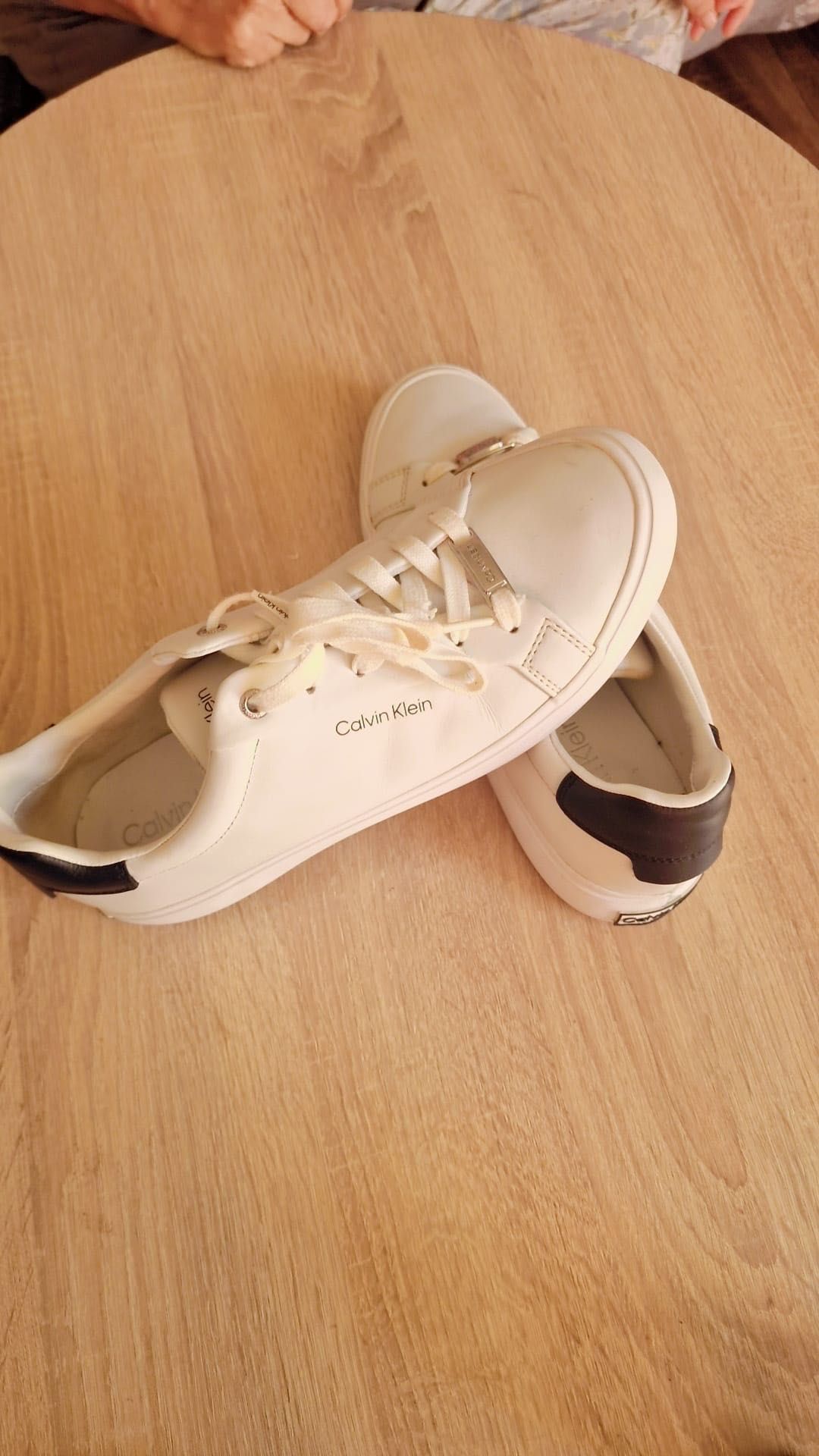 Calvin Klein номер 40