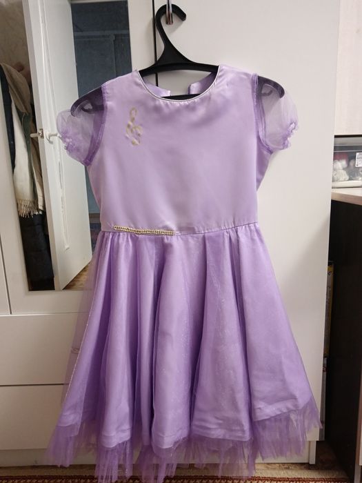 Платье на девочку