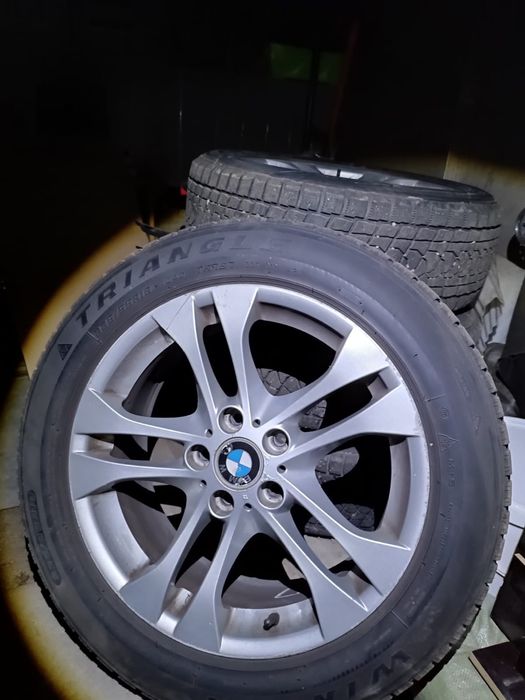 Комплект зимней резины с дисками на BMW