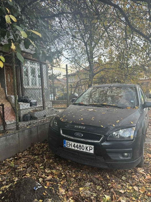 Продавам кола Форд фокус 2005 година
