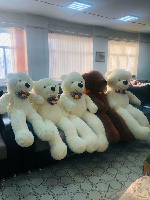 Большие плюшевые медведи