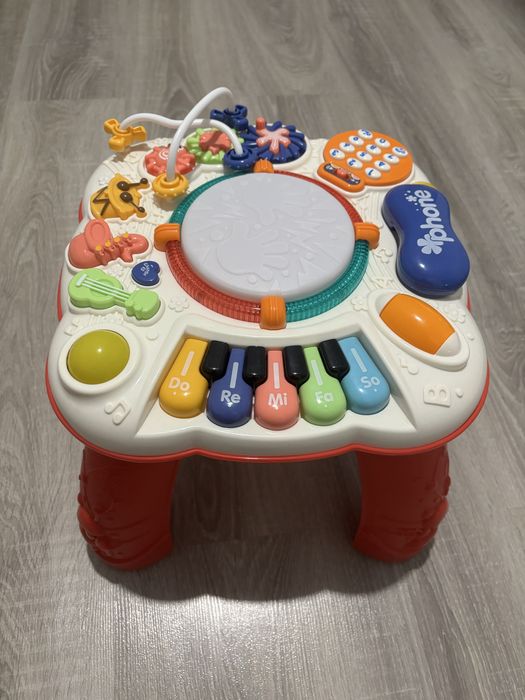 Интерактивна  маса център за игра Soltoy Building Game Table