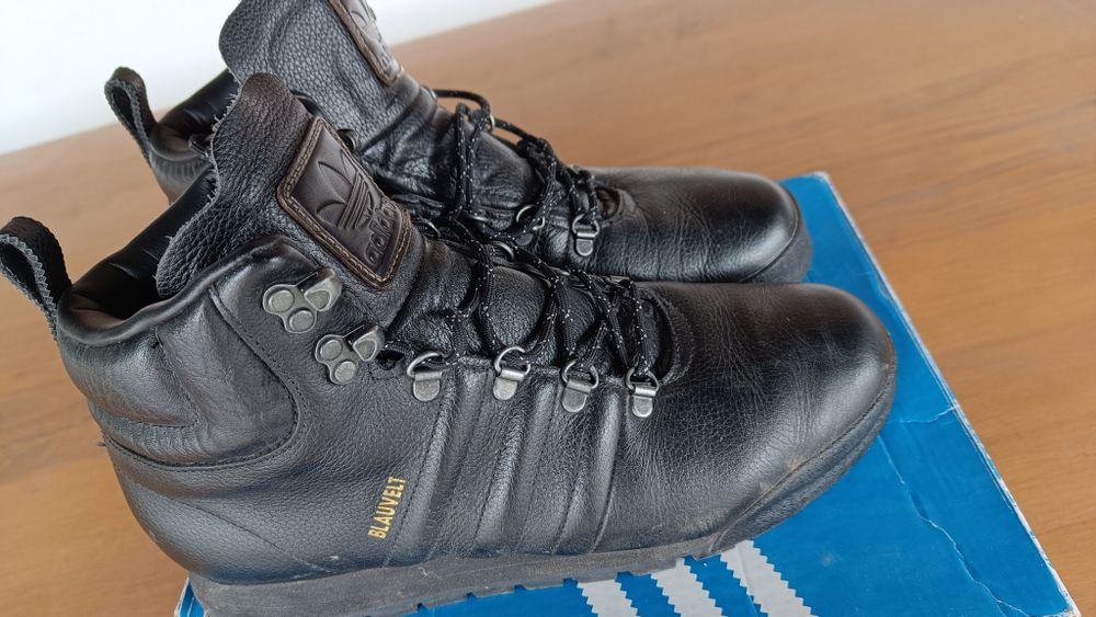 Ghete Adidas Blauvelt