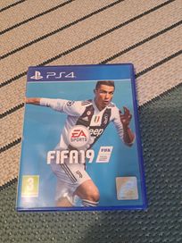 Игра за PS4 - FIFA 19