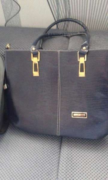 нова дамска чанта