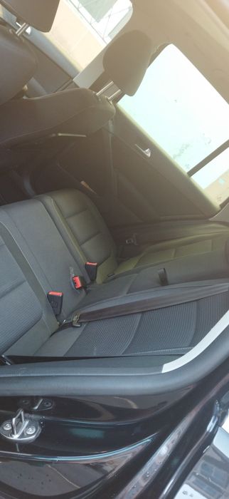 Vând Volkswagen tiguan
