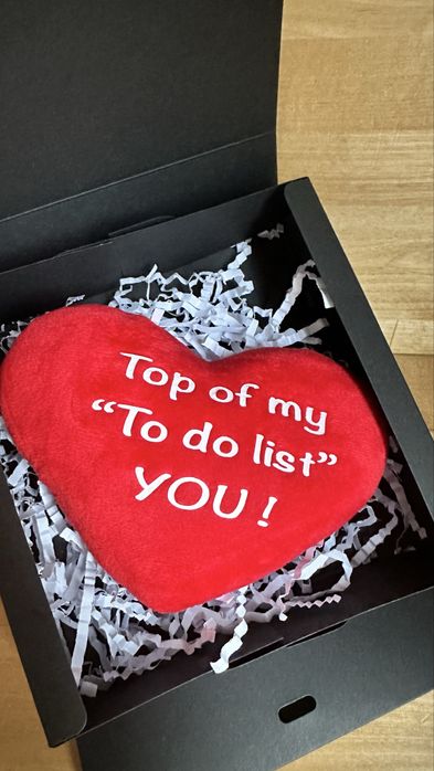 Плюшено сърце с надпис - персонализиран подарък