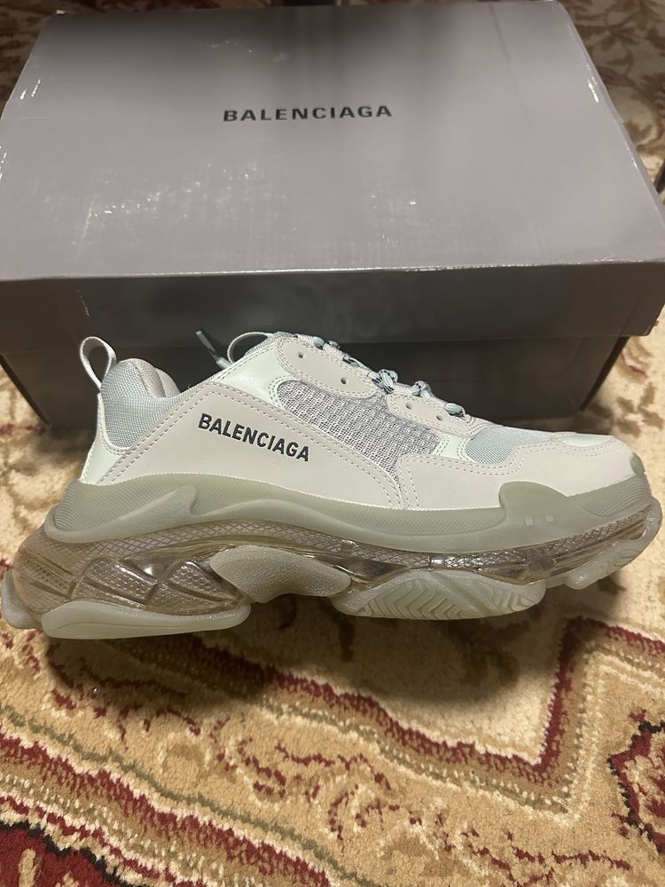Balenciaga Triple S