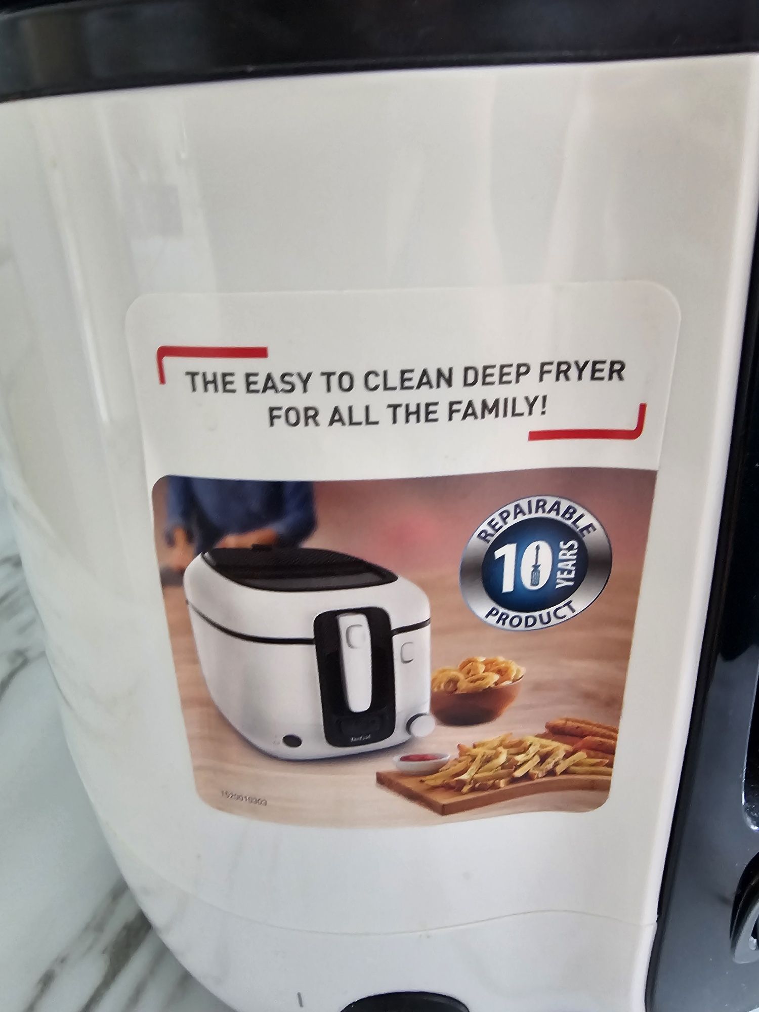 Фритюрник Tefal Super Uno FR3140 - Лесно пържене за цялото семейство