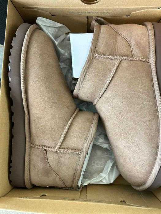 UGG - de piele intoarsa, marimea 38