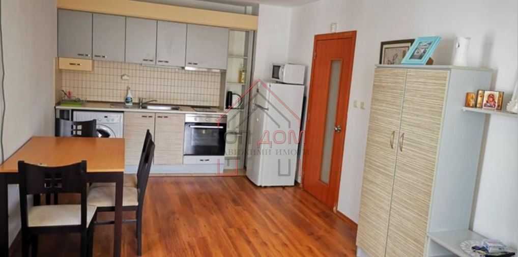 Дава се под наем Двустаен апартамент в Варна, Център - 55 кв.м за 690 € - Снимка #4