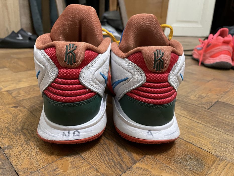 Nike Kyrie Infinity