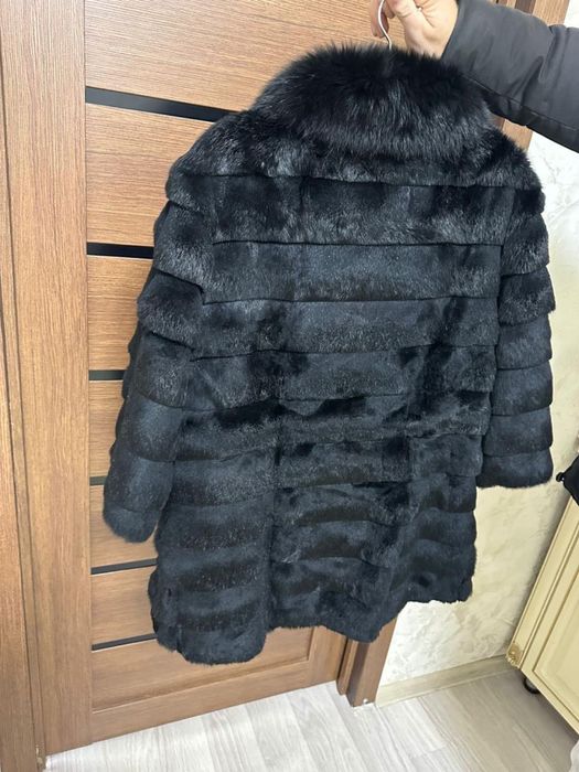 Продам Шубу Натуралка Кролик.