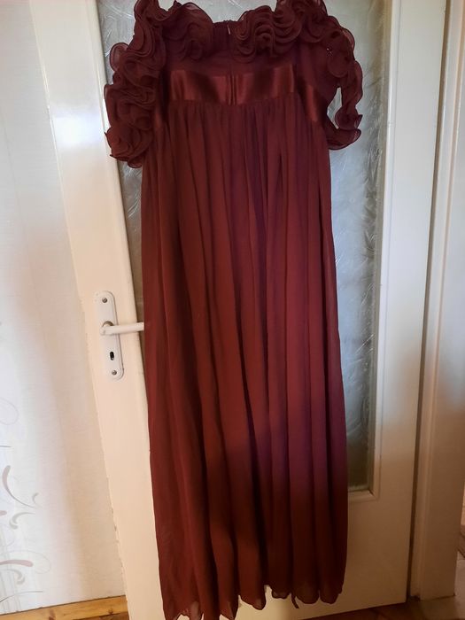 Бална рокля, чисто нова