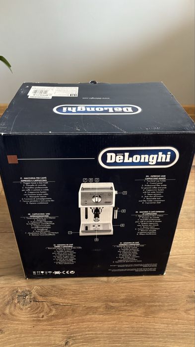 Espressor manual DeLonghi + Râșniță + accesorii