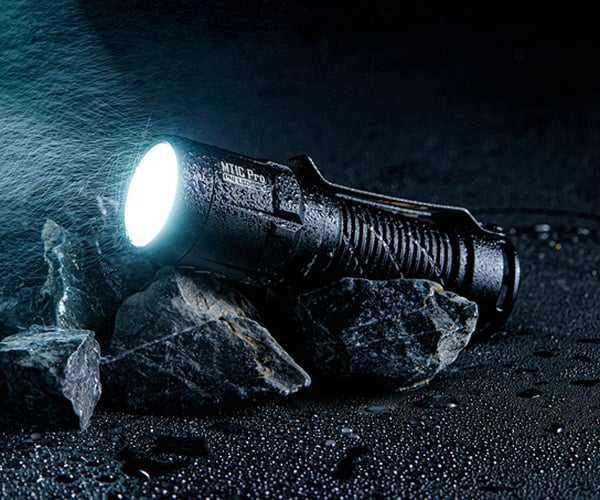 Lanterna NITECORE MT1C Pro UHi 20 LED 1000lm 360m EDC