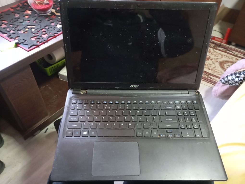 Laptop Acer Aspire V5 571 i3