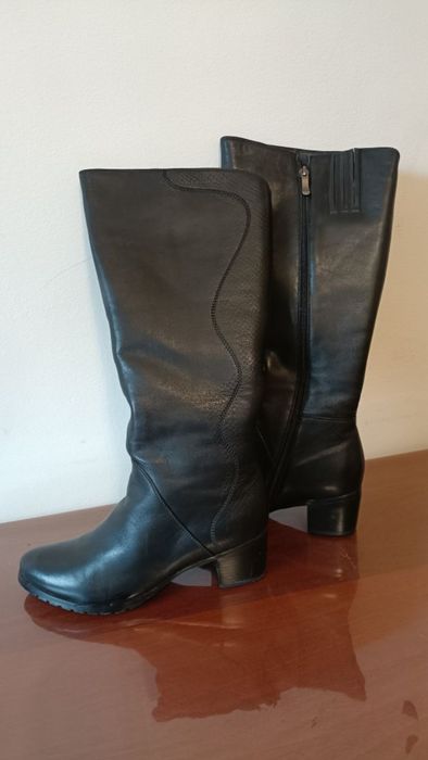 Кожаные, натуральный мех сапоги