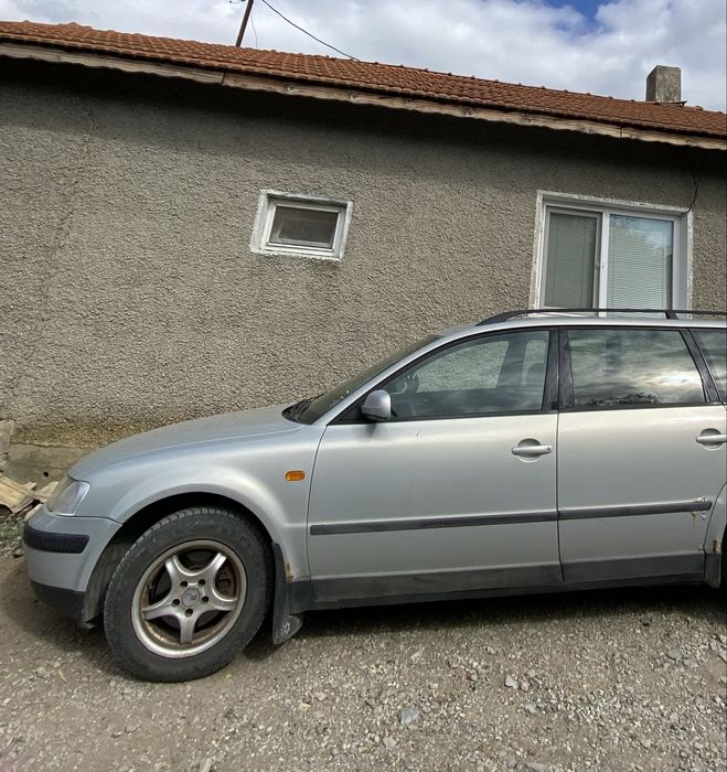 Автомобил VW passat