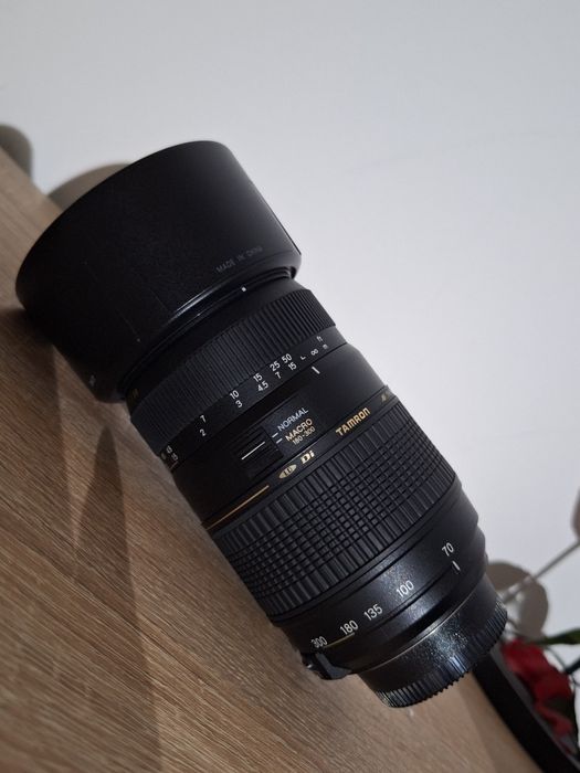 Tamron SP 70–300 mm