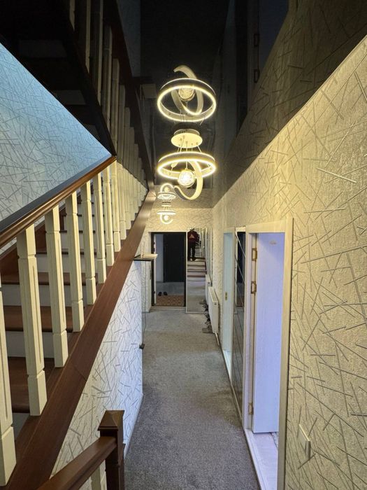 uy ijaraga beriladi sentirda ayrim jixozlari bor kunli