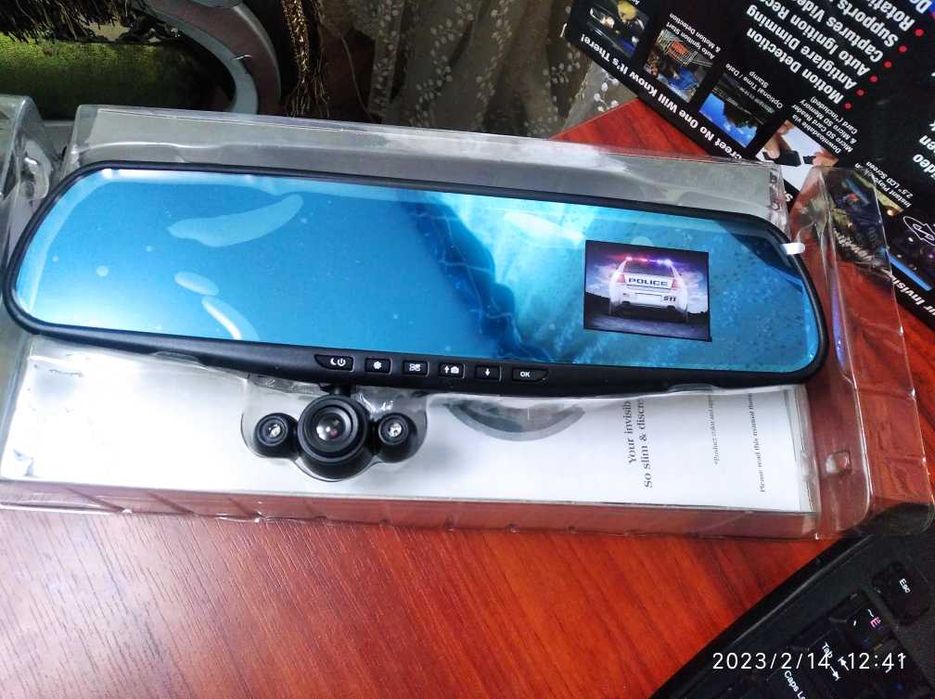 срочно продам зеркало и шины  и диски