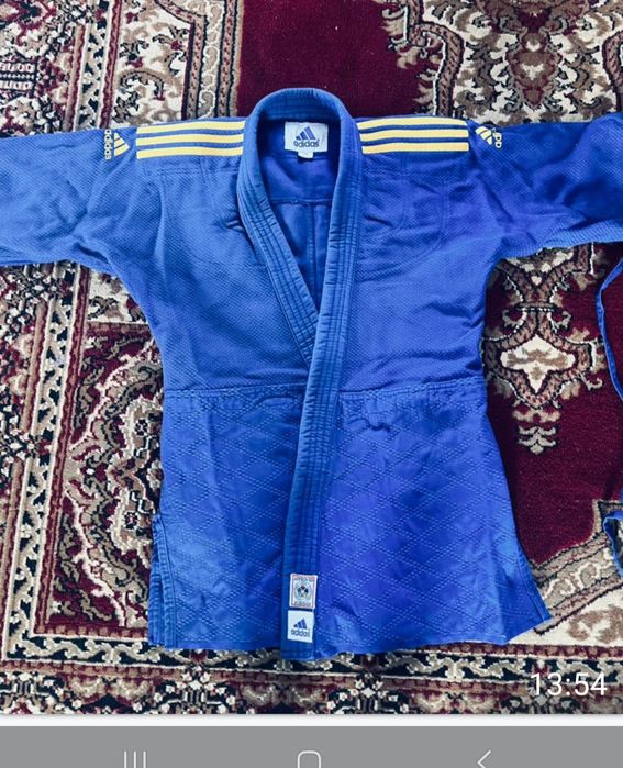 Продам  кимано  ...