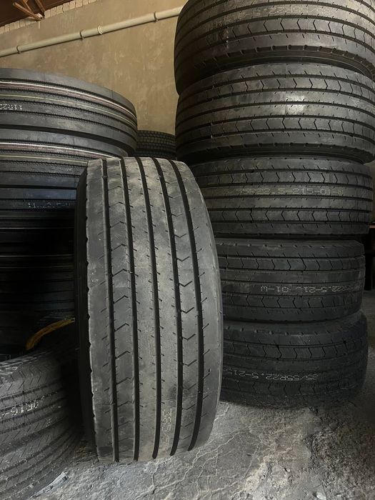 ROYAL BLACK 385/65r22.5