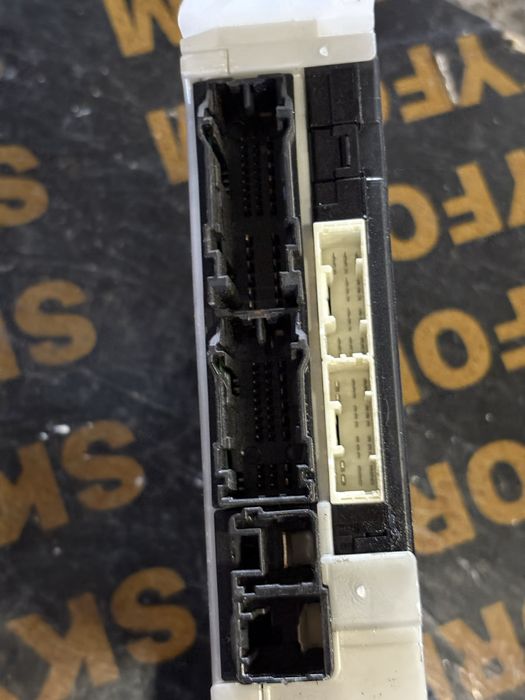 Toyota CH R 1.2i 2017 година BCM Модул