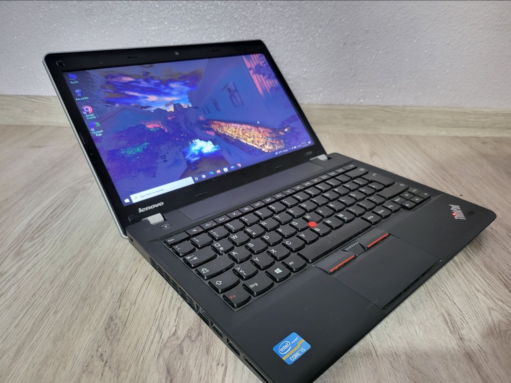 SLIM Lenovo Thinkpad E330 Intel i5 3rd, 8GB DDR3, SSD128 GB, 13.3 inch