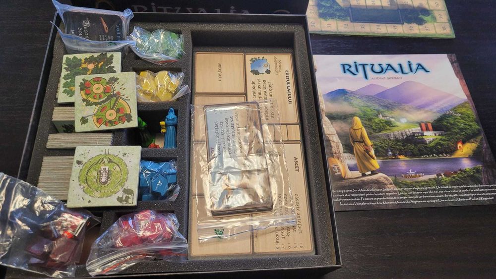 Ritualia joc de strategie tip board game