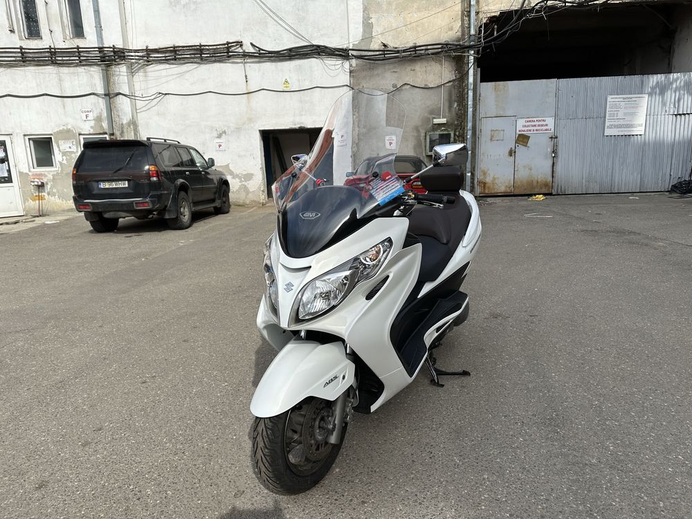 Suzuki Burgman 400 LIMITED cu ABS