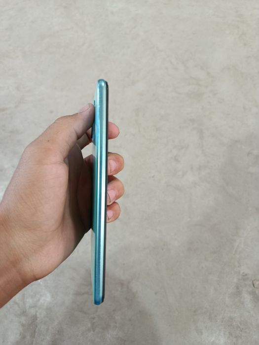 Xiaomi 11 lite xolati zor
