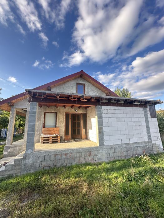 Casa de vanzare in Rontau