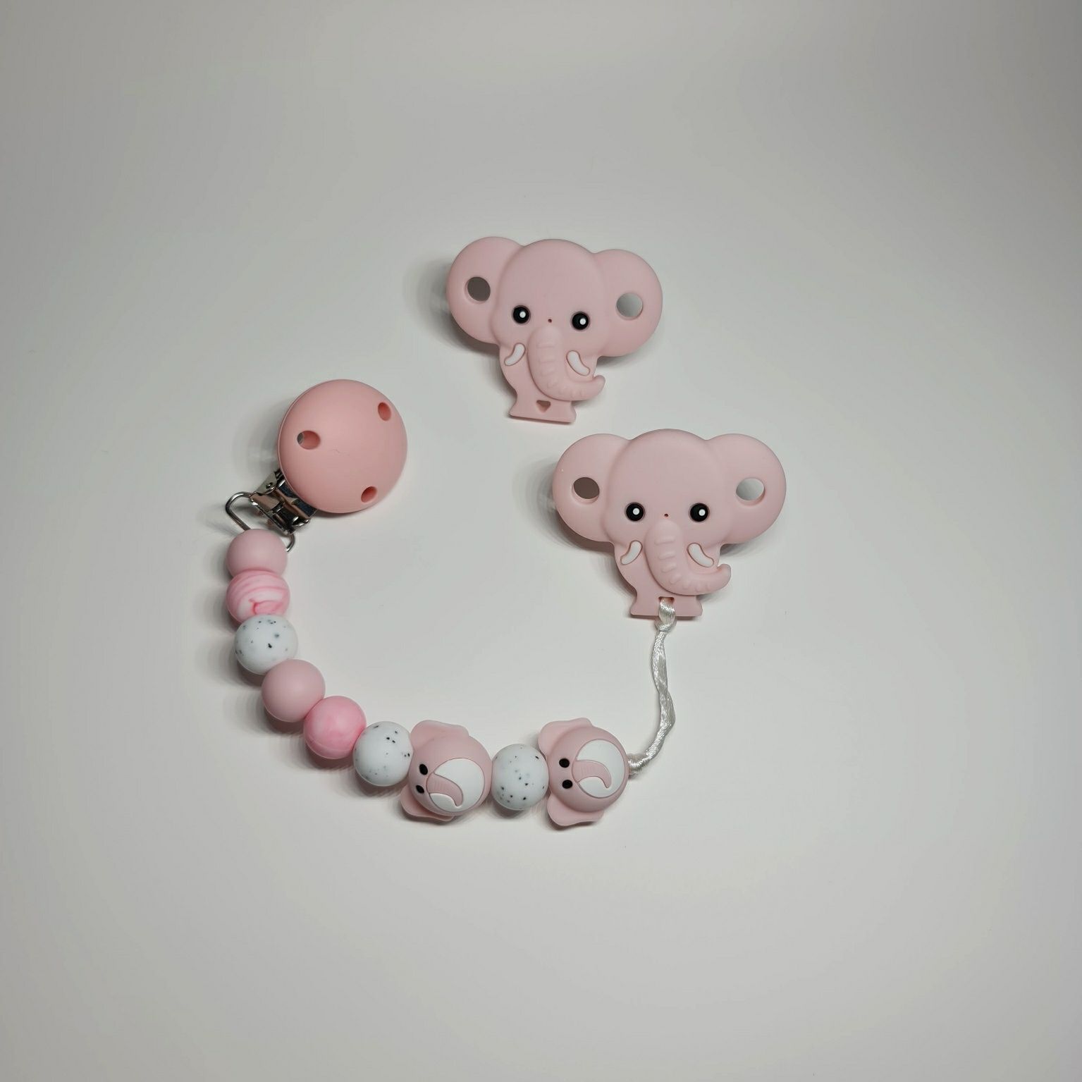 2 suzete + accesoriu disponibile pe roz și albastru model elefant