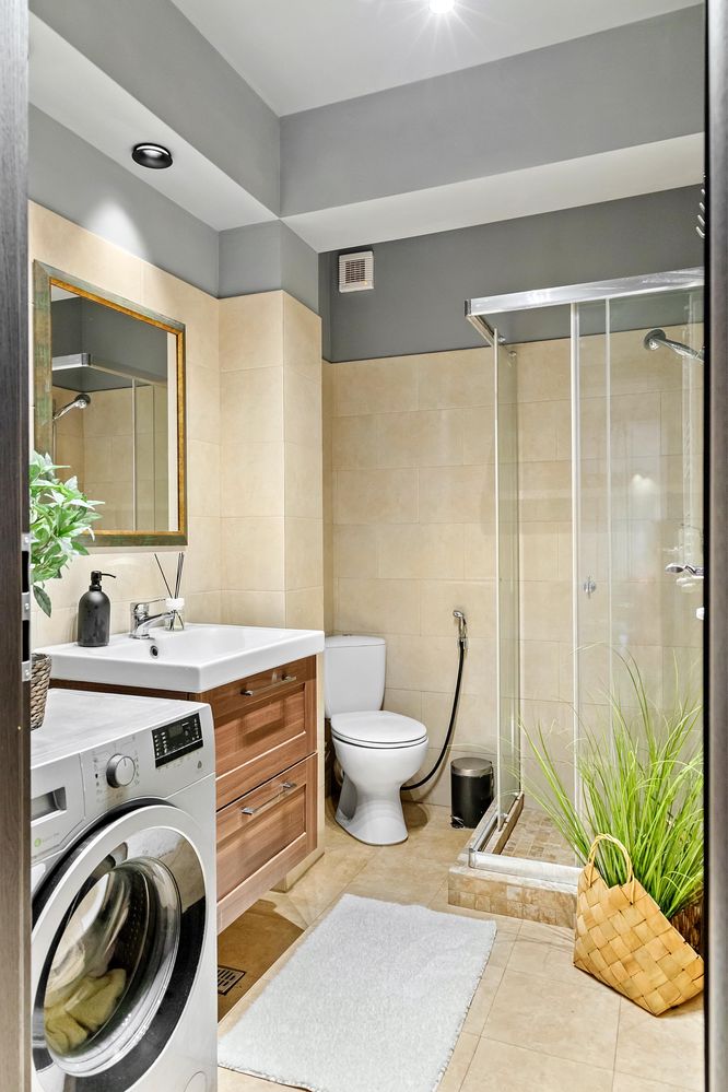 Apartament 3 camere,2 bai,109 mp,Soseaua cernica, direct Proprietar