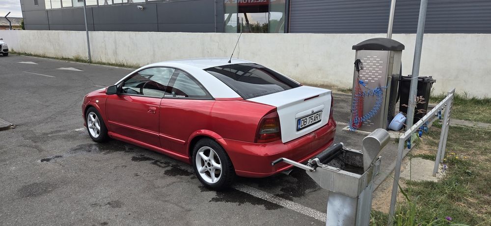 Vând Opel astra g bertone