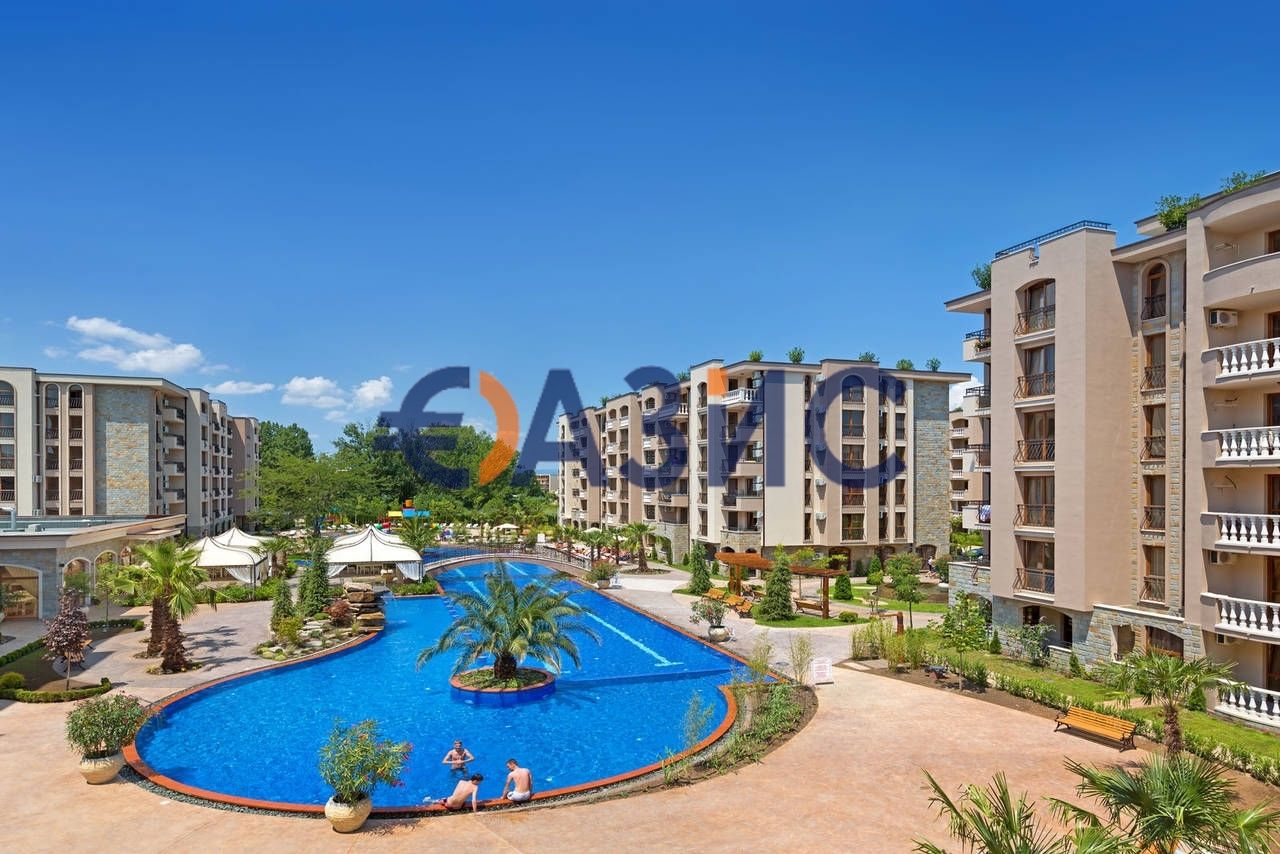 Продава се Двустаен апартамент в к.к. Слънчев бряг - 55 кв.м за 1655 €/кв.м - Снимка #13