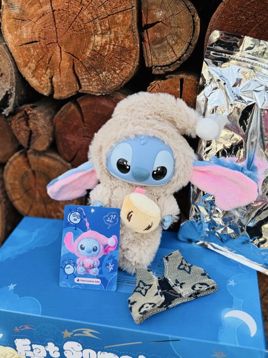 Labubu stitch miniso disney canta si lumineaza