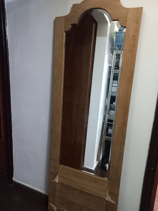 Oglinda veche decorativa vintage anii 1900 lemn masiv