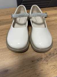 Туфли для девочек обувь 33,34 Корея