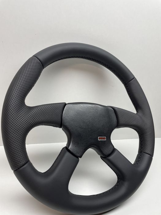 Volan sport cu butuc Toyota 4Runner Hilux Land Cruiser