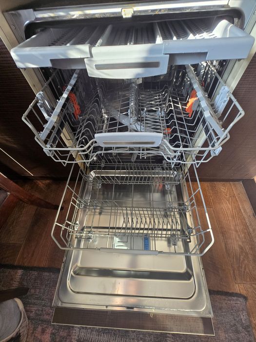 Посудомоечная машина встраиваемая Hotpoint ARISTON LTF 11S111