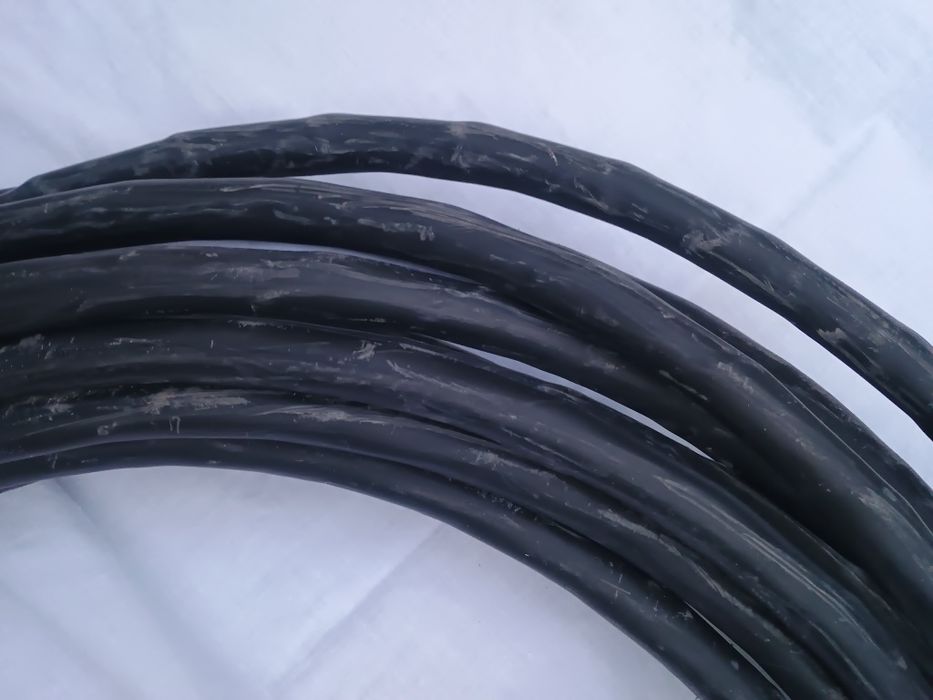 Vând cablu curent trifazat