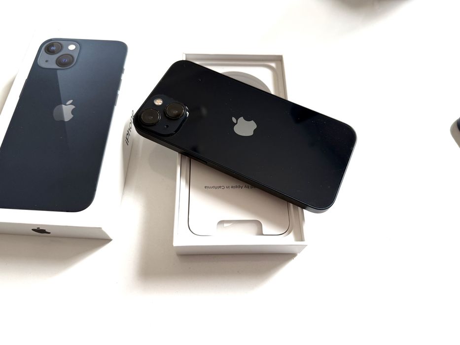 Iphone 13 128 GB 97% Battery Като Нов