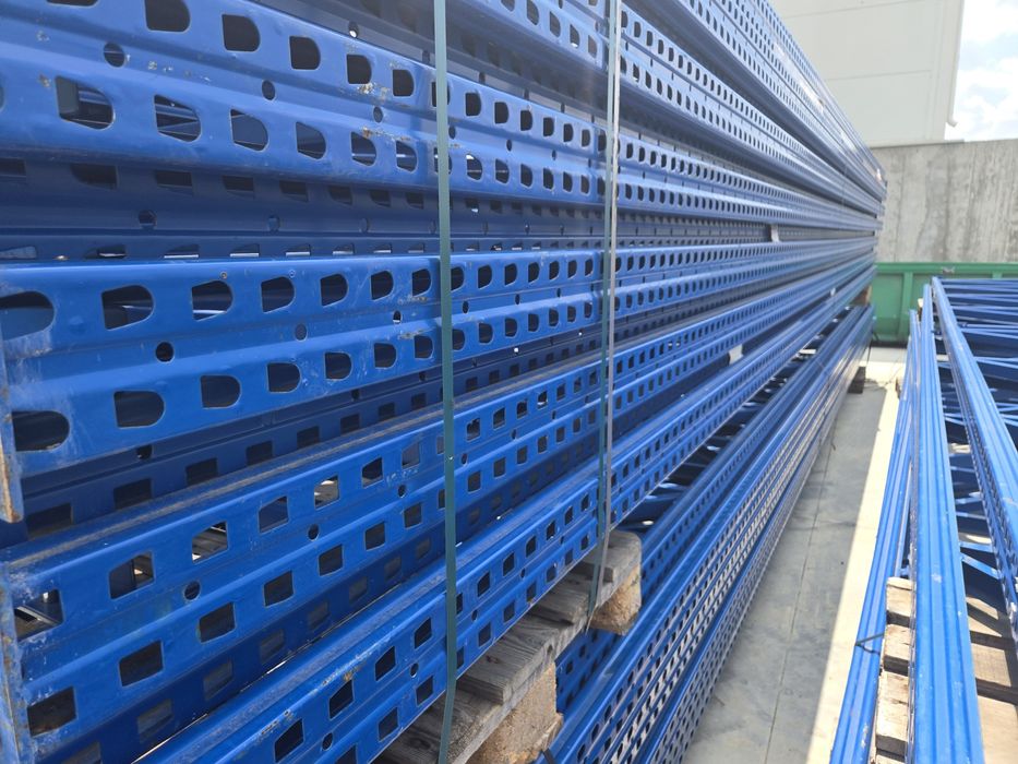 Rafturi pentru paleți industriale second-hand