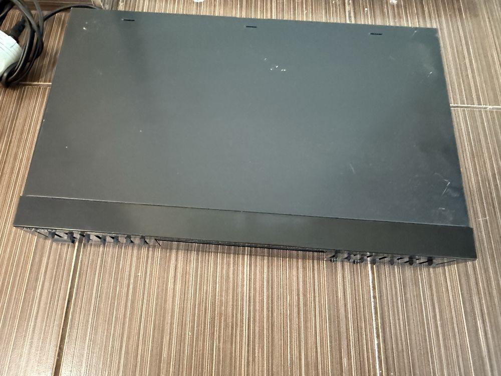 Sony SEQ-411 Еквалайзер