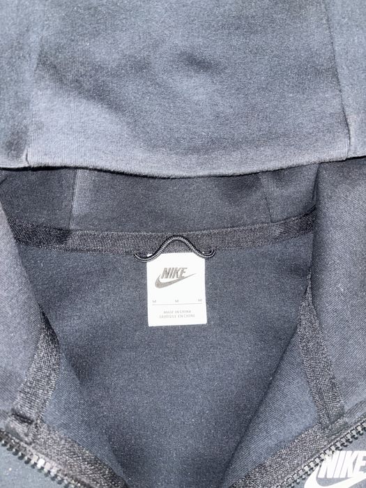 Nike Tech Fleece – Gri/Negru (doar hanorac)