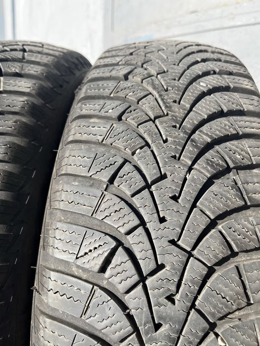 2 бр. зимни гуми 195/65/15 GoodYear 6+ mm DOT 2617